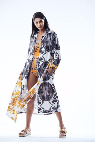 Black And White Faberge Egg Print Robe - Farah Sanjana